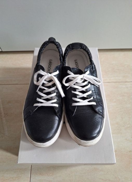 Pantofi negri casual Lasocki, piele naturala, mar 38, aproape noi