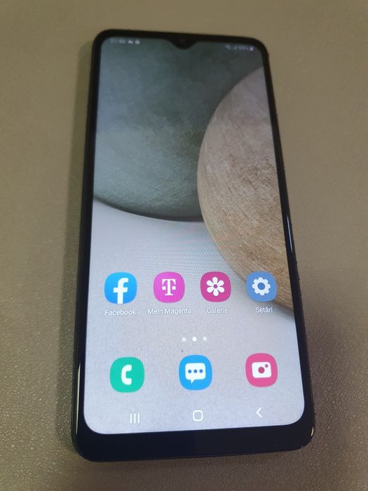 Samsung Galaxy A12