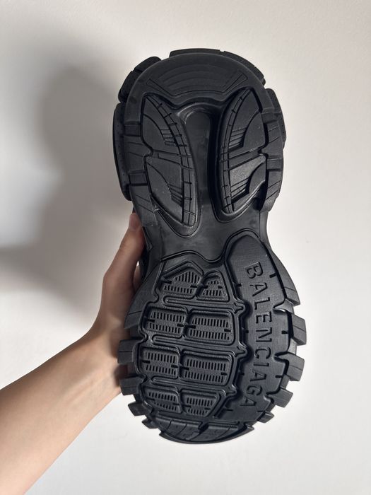 Balenciaga Track Graffiti