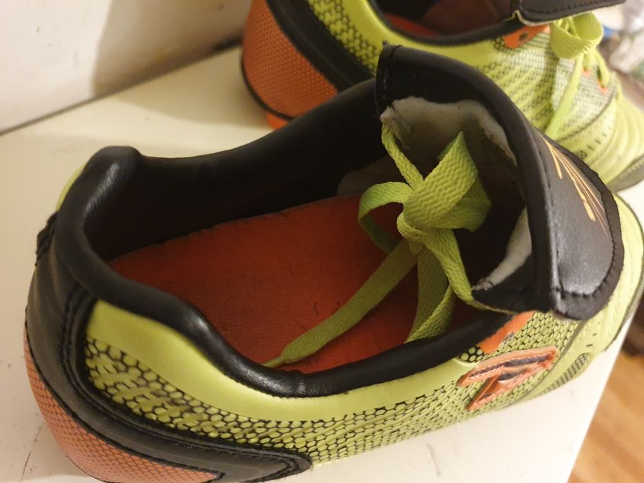 Бутсы размер 37 р