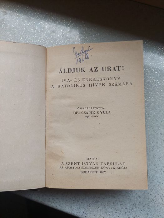 Carte de rugăciune și cântece