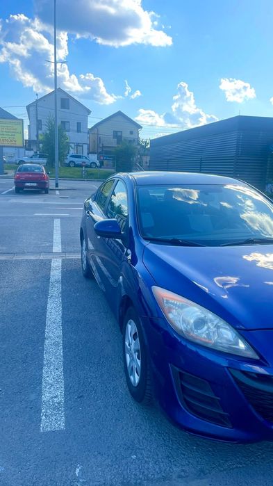 Mazda 3 Berlina 1.6 benzină 105 CP – întreținută, consum mic.