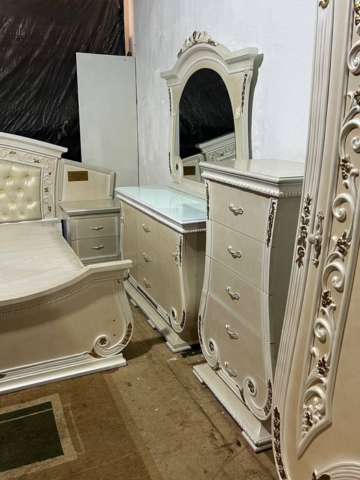 Spanli mebel komplekt