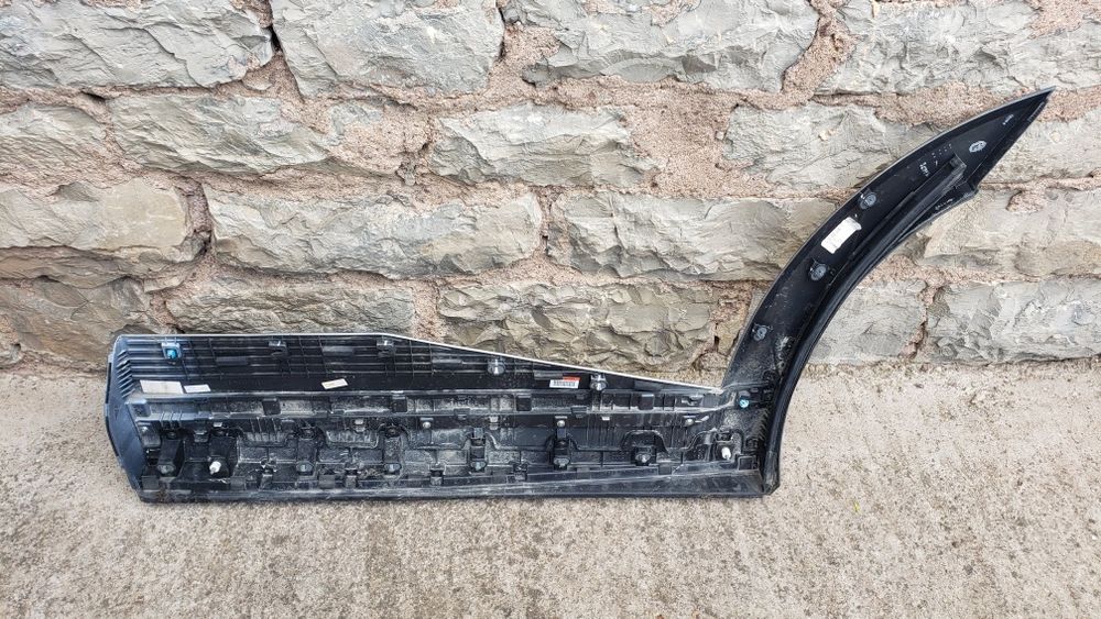 Лайсни за дясна врата Hyundai ioniq 5, 2021-25g.