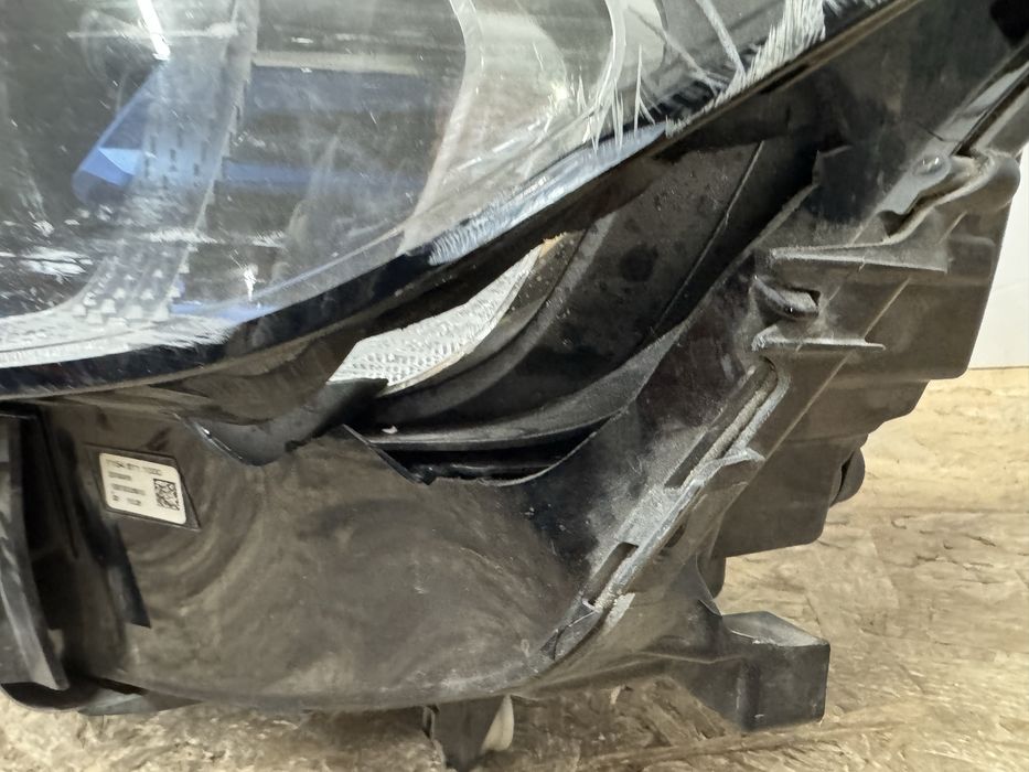 Far bmw G11 G12 LCI Laser 2019-2021 stanga