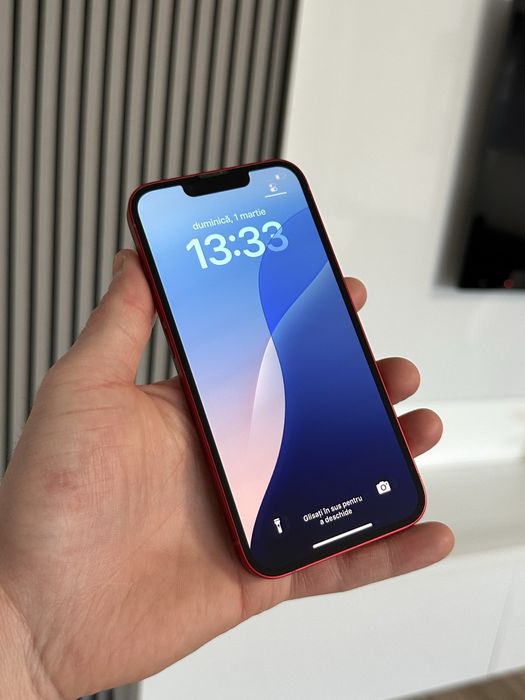 iPhone 13 Roșu 128 GB