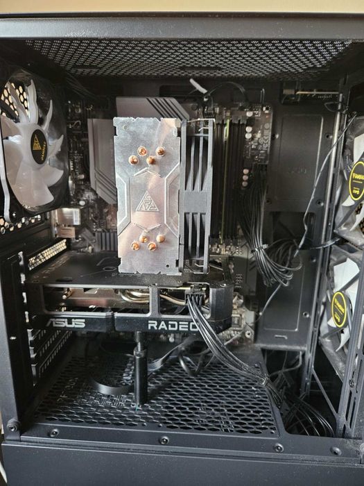 Настолен геймърски компютър