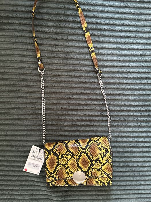 Дамска чанта с змийски десен Zara
