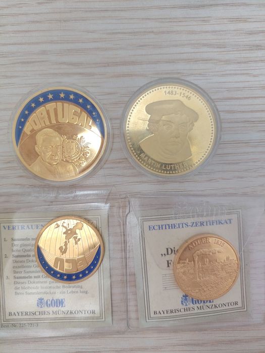 Lot de 108 monede + 2 bancnote