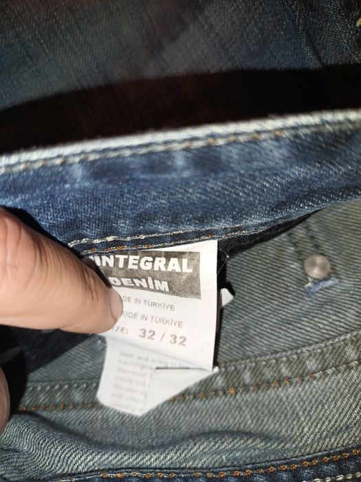 Дрехи по 5 евро бройката