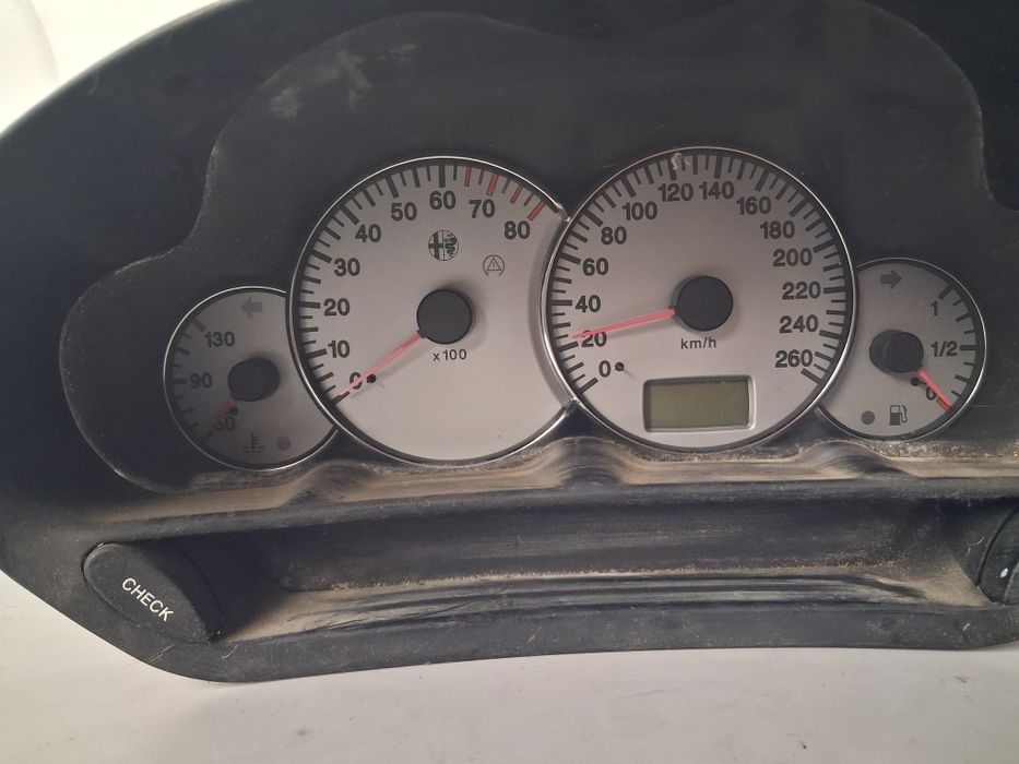 Километраж  Alfa Romeo 166 2.0i 2005г.