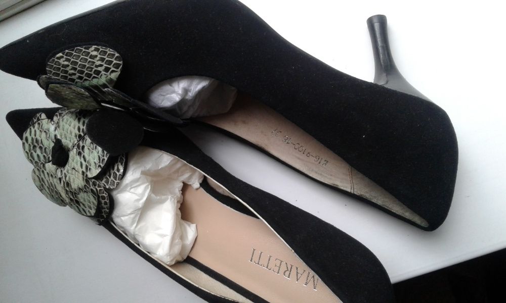 продам туфли чёрные вечерние