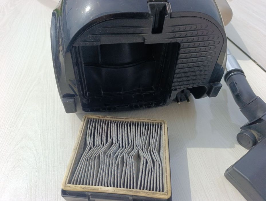 Samsung pelisos sotiladi 1800w