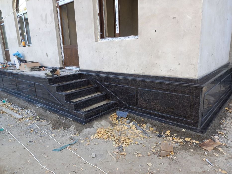 Granit Mramir Sokl Arginal Travertin Tosh