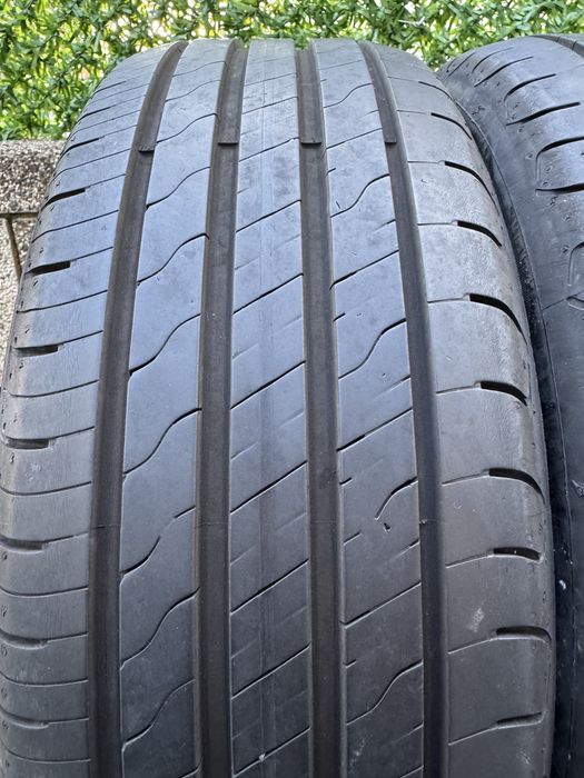 Автомобилни гуми 205 60 16 Goodyear