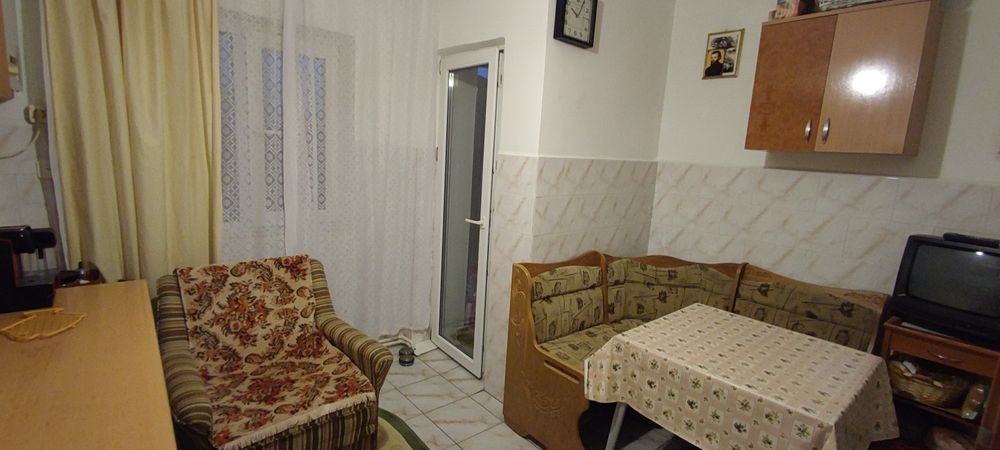 Apartament 3 camere 80mp