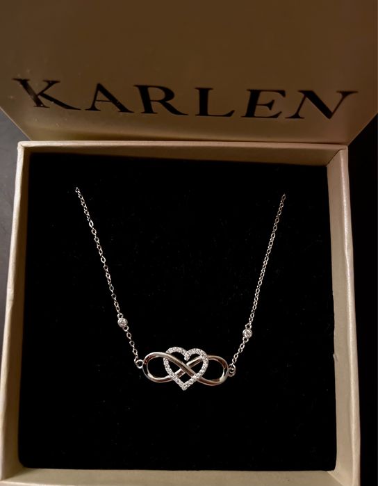 Сребърно колие "Безкрайна любов"