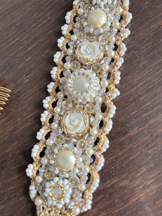 Set bijuterii lucrate manual cu fir de aur