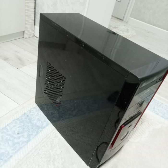 Компютер на стольный