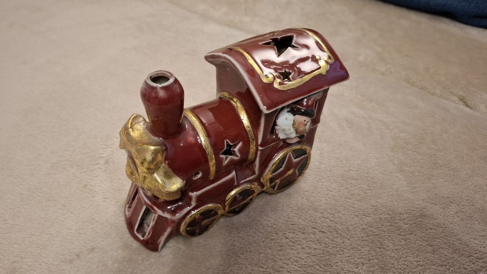 Decoratiune craciun locomotiva cu lumanare