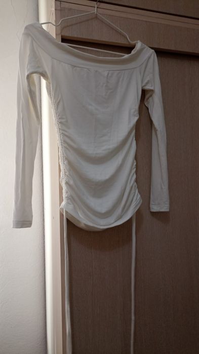 Продам блузки новые