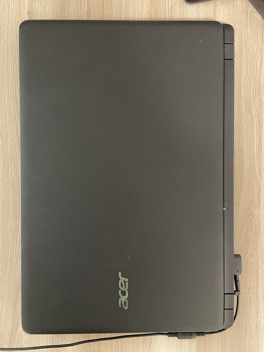 Ноутбук acer es1-523