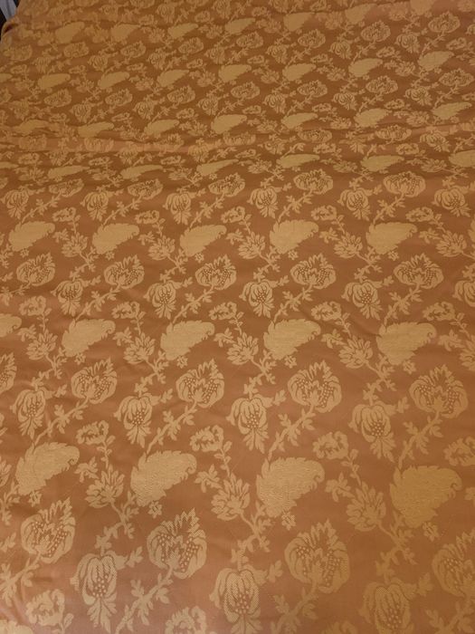 Cuvertura matlasata pentru pat dublu 140x200