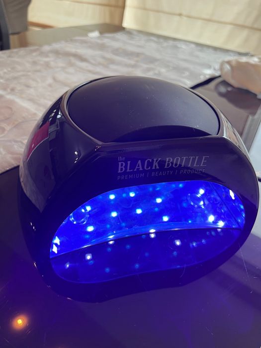 Лампа за гел лак Black bottle