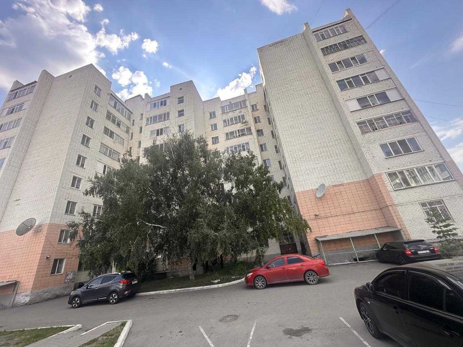 Продается 2 комн квартира Васильковский,28