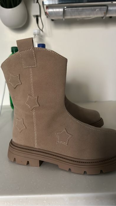 Ботинки новые демисезонные на байке на девочку