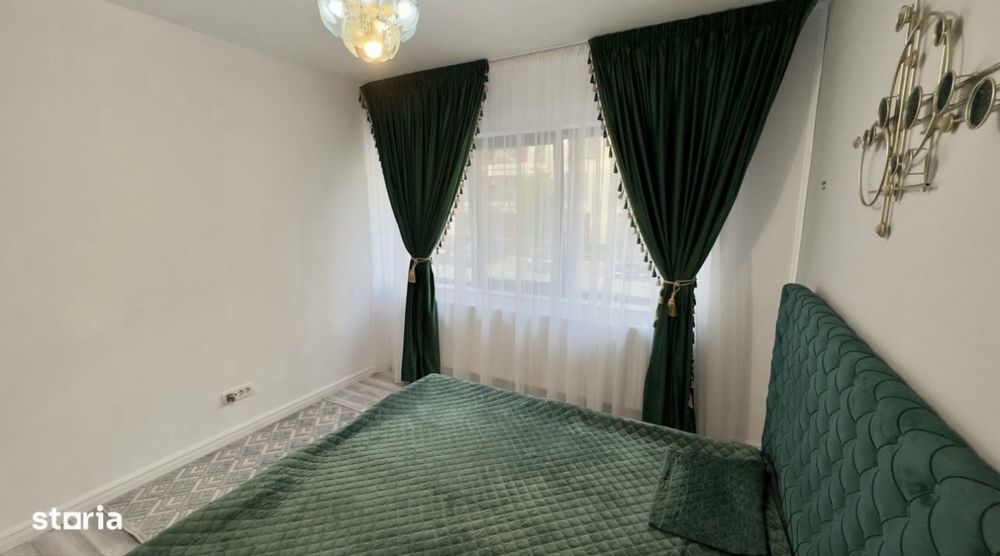Vand Pat catifea 180x200 cu lada de depozitare vine cum se vede in poze