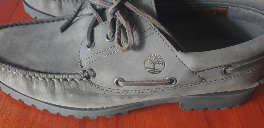 Продавам мъжки обувки Timberland