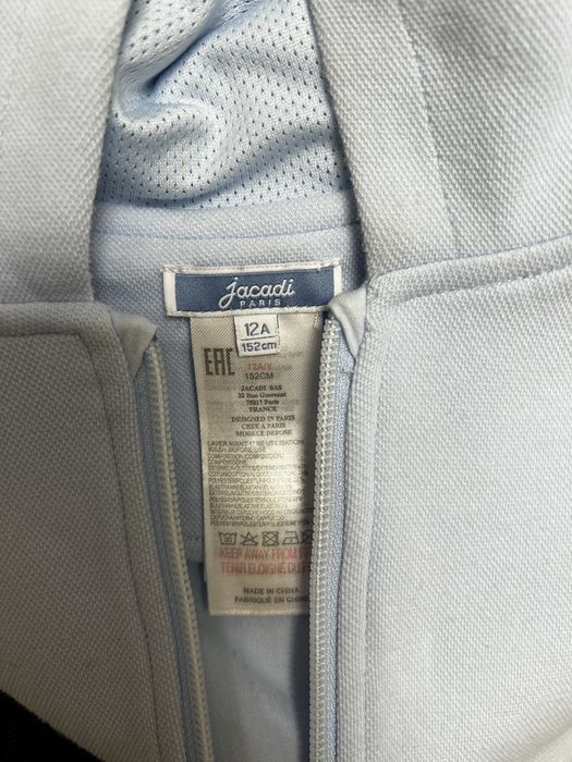 Продам спорт. костюмы на девочку!