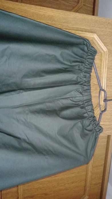 Pantaloni din material impermeabil, de ploaie