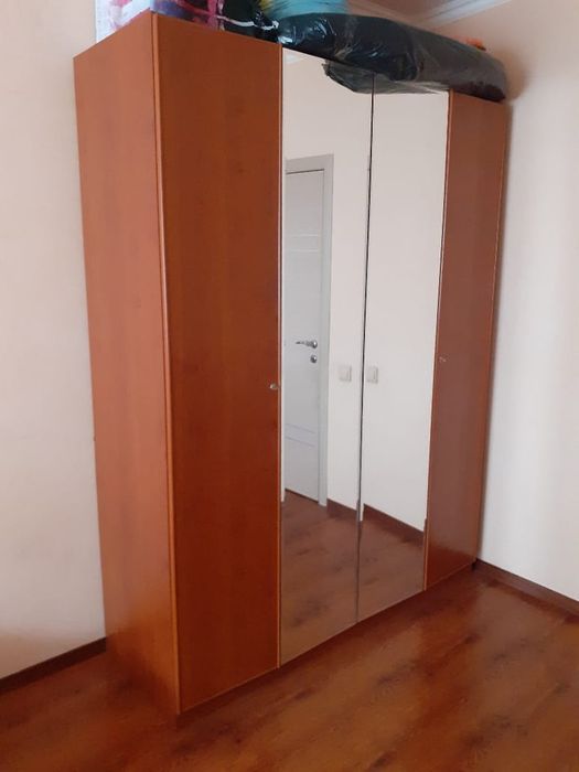 Шкаф, тумба, зеркало