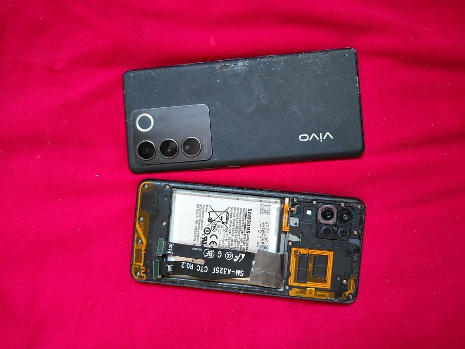 продается телефоны