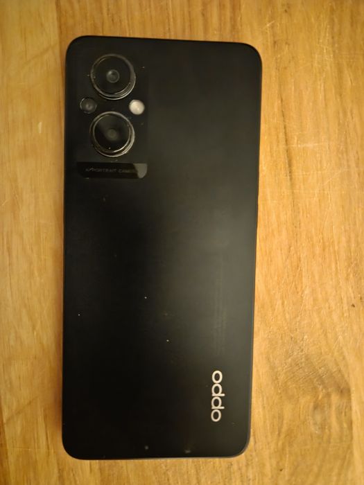 Продам смартфон Орро Reno 8 5G, 128gb.