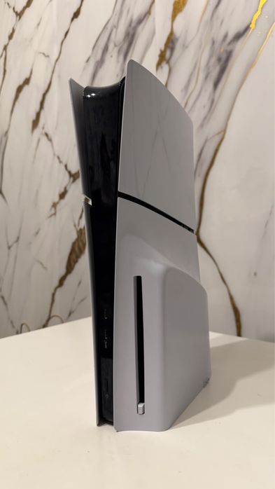 Sony PlayStation 5 Slim