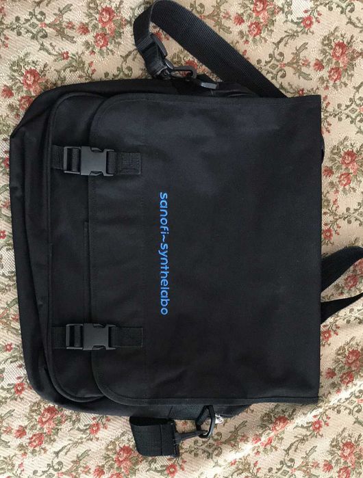 раници чанти ученически и други