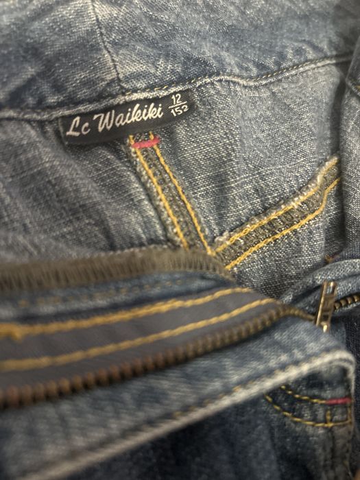 Дънкова пола – класически модел