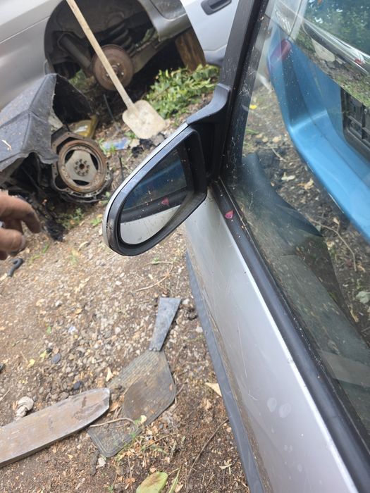 Врати за Opel Zafira A
