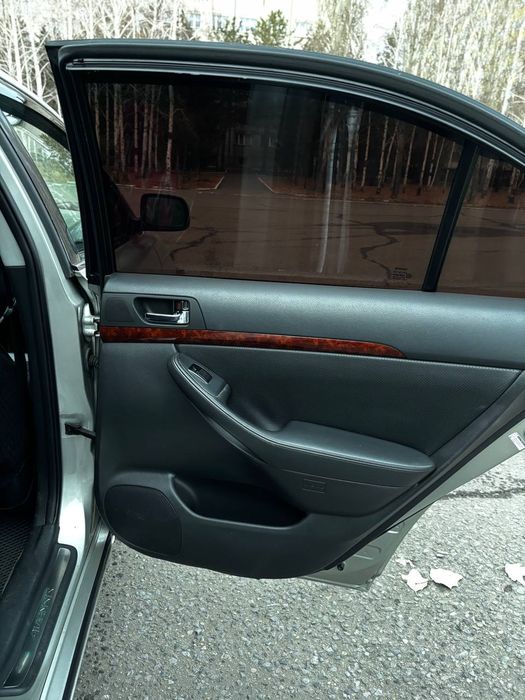 Продам Toyota Avensis