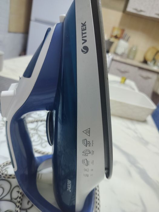 Продам паровой утюг,плойки