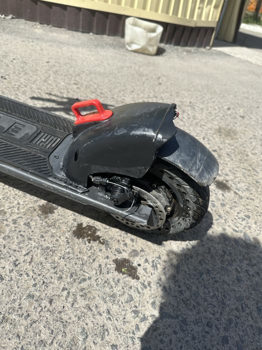 Электросамокат TRIBE MAYA