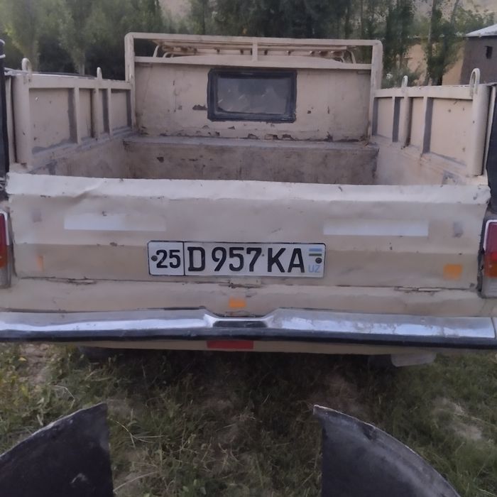 Газ 24 10 сотилади Пикап