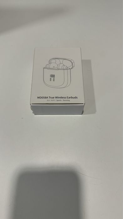Продавам безжични слушалки MD058A earbuds