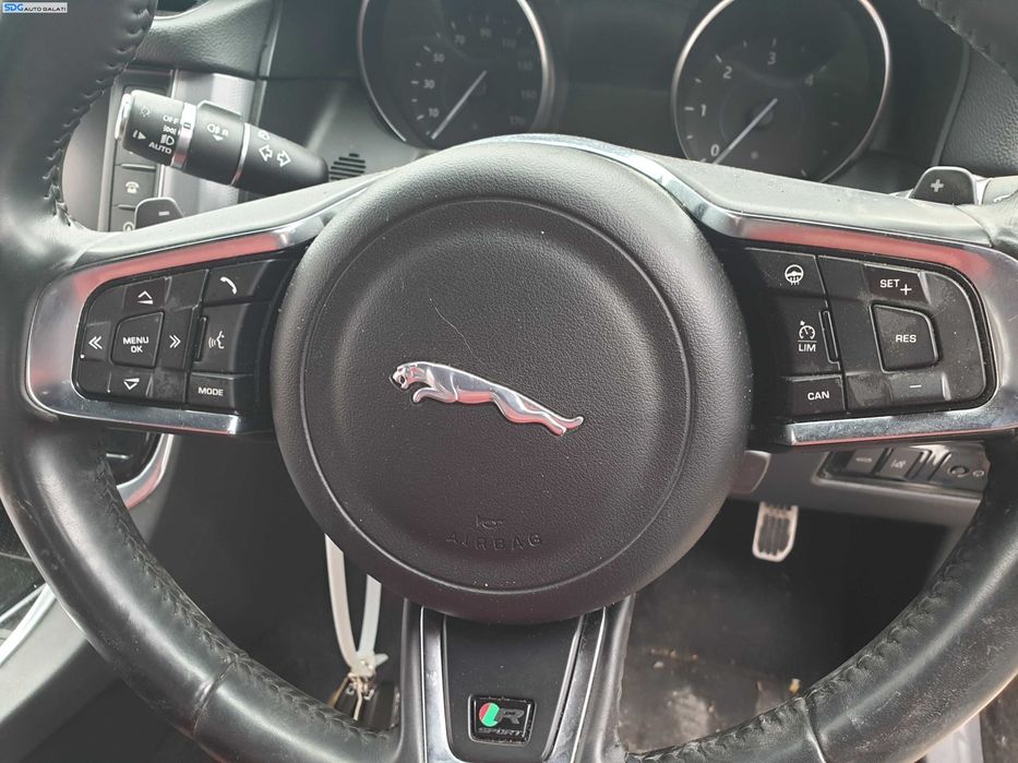 Airbag de pe Volan Jaguar XF X260 2015 - 2020 [K6124]