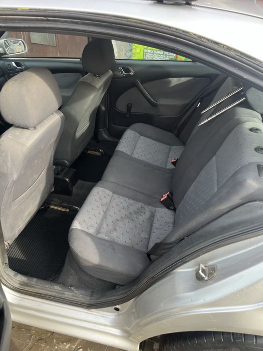 Vand octavia Tour 10/2005 Pret FIX