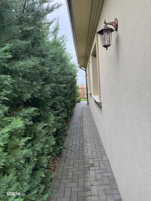 Casa 4 camere in stil mediteranean Mosnita Noua