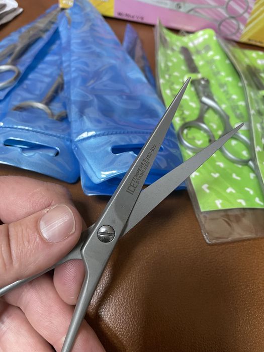 Фризьорски бръснарски ножици комплекти